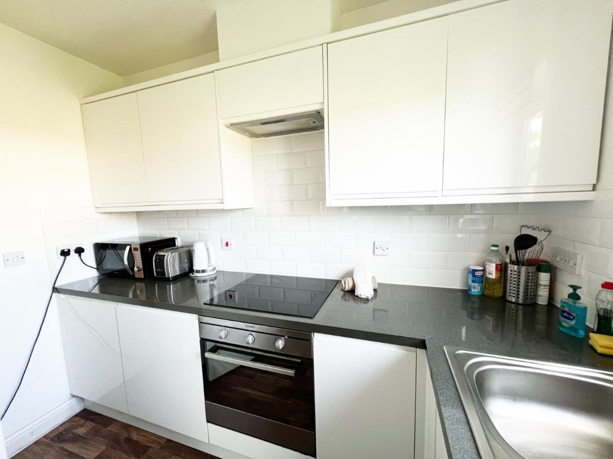 Gracenote Properties Hemel Hempstead - Serviced Apartment With Free Parking Exterior photo